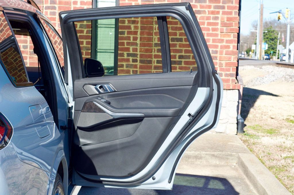 2023 BMW X7 MSRP$86695/PremiumPkg/ClimateComfortPkg/M-SportPkg/NAV - 22970398 - 36