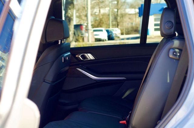 2023 BMW X7 MSRP$86695/PremiumPkg/ClimateComfortPkg/M-SportPkg/NAV - 22970398 - 37