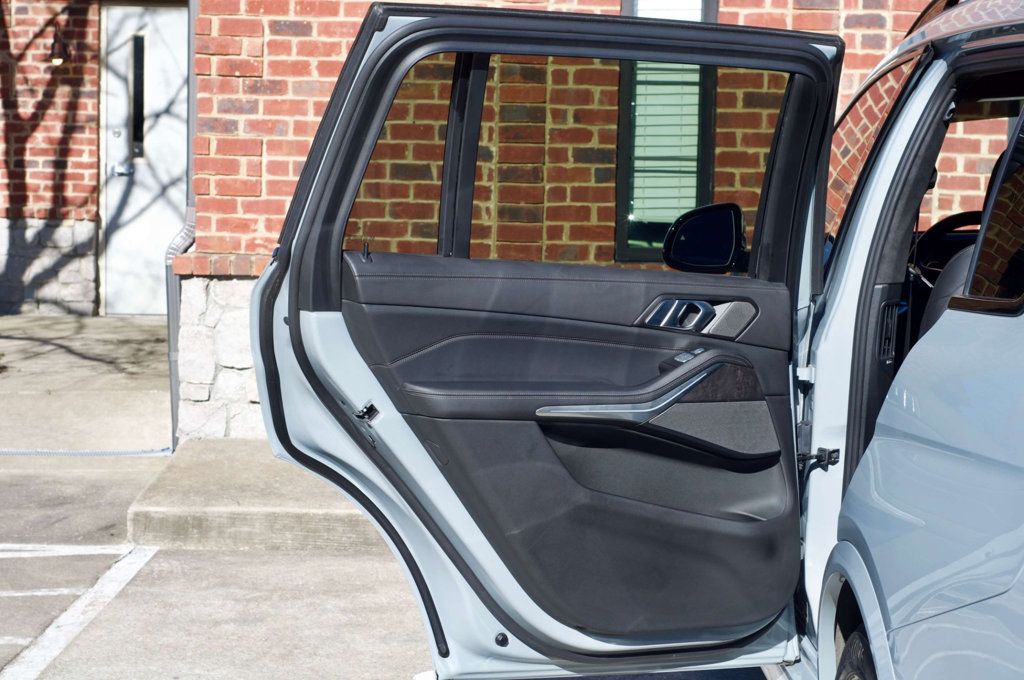 2023 BMW X7 MSRP$86695/PremiumPkg/ClimateComfortPkg/M-SportPkg/NAV - 22970398 - 43
