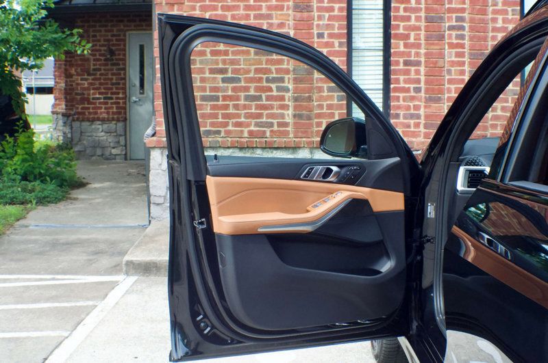 2023 BMW X7 MSRP$87645/M-Sport Pkg/Climate Comfort Pkg/Parking Assist Pkg - 23016207 - 17