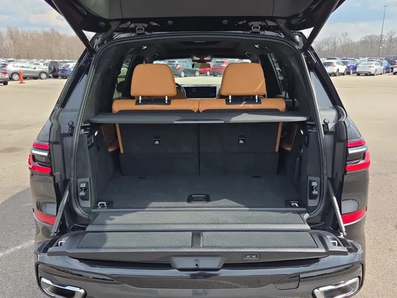 2023 BMW X7 MSRP$87645/M-Sport Pkg/Climate Comfort Pkg/Parking Assist Pkg - 23016207 - 7