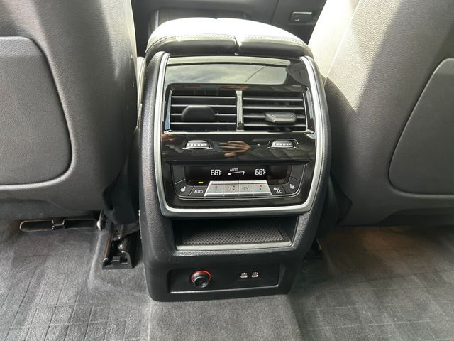 2023 BMW X7 MSRP$88045/M-SportPkg/ParkingAssistancePkg/PremiumPkg/NAV - 22940124 - 15