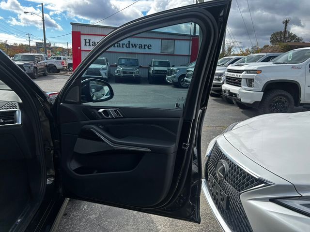 2023 BMW X7 MSRP$88045/M-SportPkg/ParkingAssistancePkg/PremiumPkg/NAV - 22940124 - 22