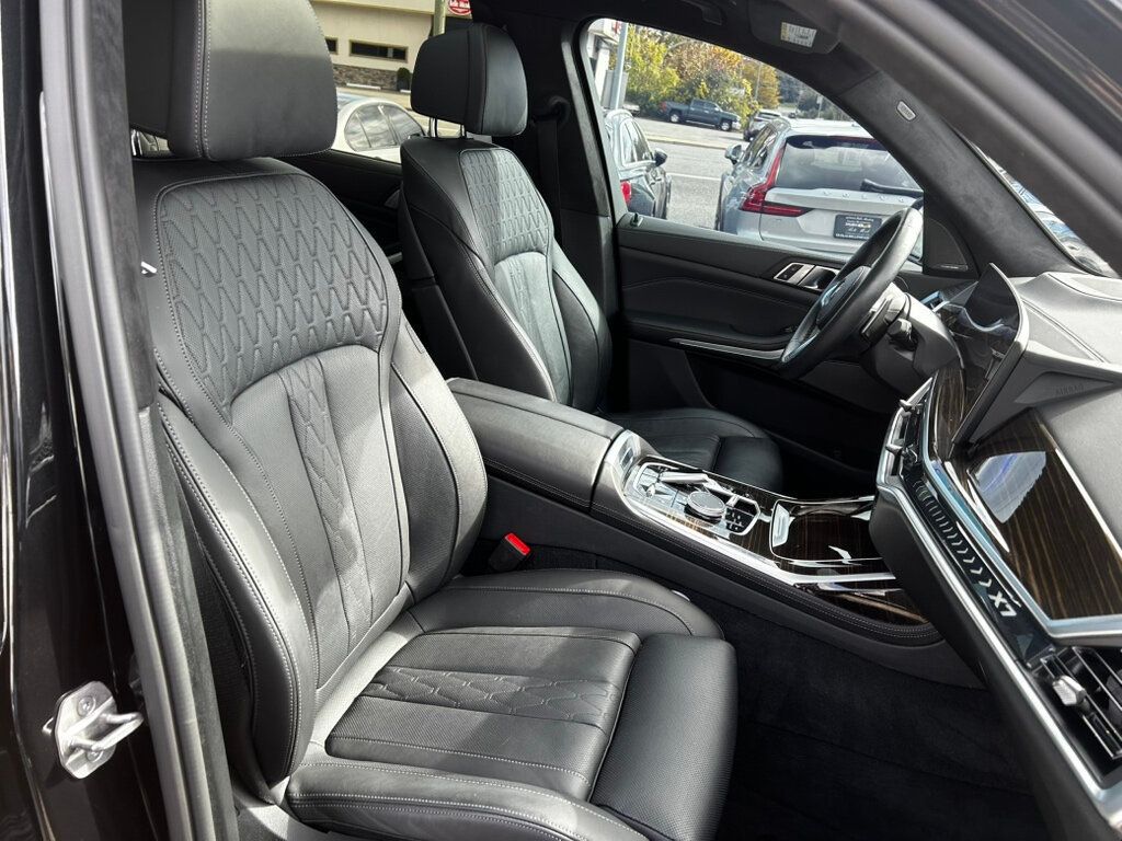 2023 BMW X7 MSRP$88045/M-SportPkg/ParkingAssistancePkg/PremiumPkg/NAV - 22940124 - 23