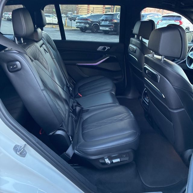 2023 BMW X7 MSRP$95645/M-Sport Pro Pkg/Executive Pkg/Heated&Cooled Seats/NAV - 22966752 - 9
