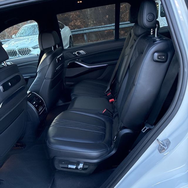 2023 BMW X7 MSRP$95645/M-Sport Pro Pkg/Executive Pkg/Heated&Cooled Seats/NAV - 22966752 - 10
