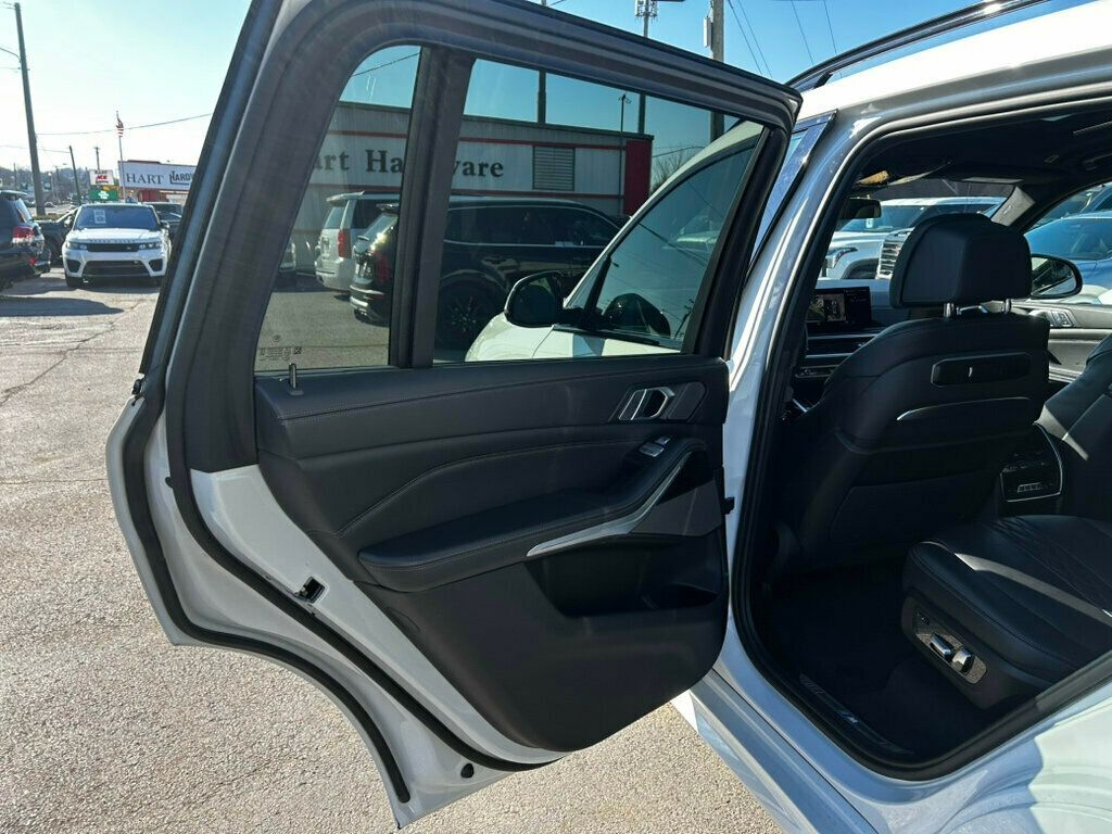 2023 BMW X7 MSRP$95645/M-Sport Pro Pkg/Executive Pkg/Heated&Cooled Seats/NAV - 22966752 - 11