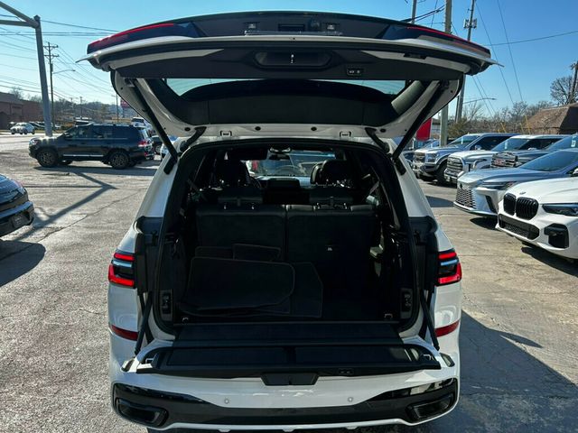 2023 BMW X7 MSRP$95645/M-Sport Pro Pkg/Executive Pkg/Heated&Cooled Seats/NAV - 22966752 - 14
