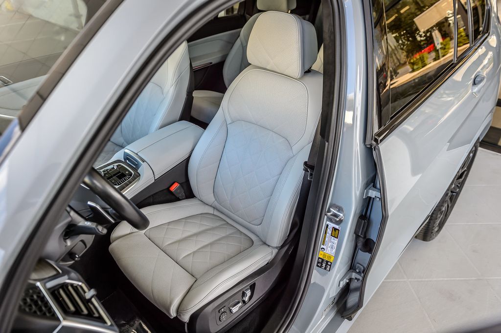 2023 BMW X7 X7 40i xDRIVE M SPORT -  BROOKLYN GRAY ON IVORY - NAV - PANO  - 23007546 - 41