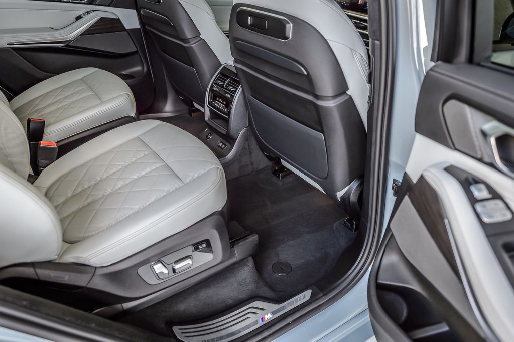 2023 BMW X7 X7 40i xDRIVE M SPORT -  BROOKLYN GRAY ON IVORY - NAV - PANO  - 23007546 - 47
