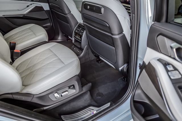 2023 BMW X7 X7 40i xDRIVE M SPORT -  BROOKLYN GRAY ON IVORY - NAV - PANO  - 23007546 - 47