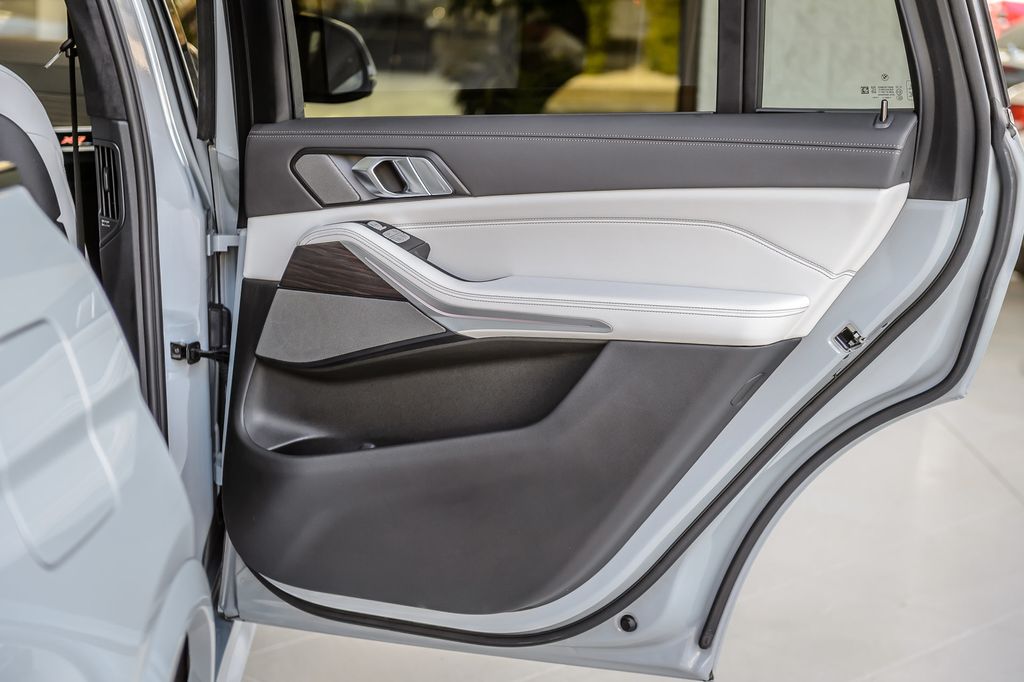 2023 BMW X7 X7 40i xDRIVE M SPORT -  BROOKLYN GRAY ON IVORY - NAV - PANO  - 23007546 - 63