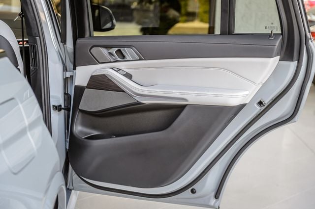 2023 BMW X7 X7 40i xDRIVE M SPORT -  BROOKLYN GRAY ON IVORY - NAV - PANO  - 23007546 - 63