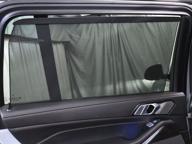 2023 BMW X7 xDrive40i - 22938664 - 11