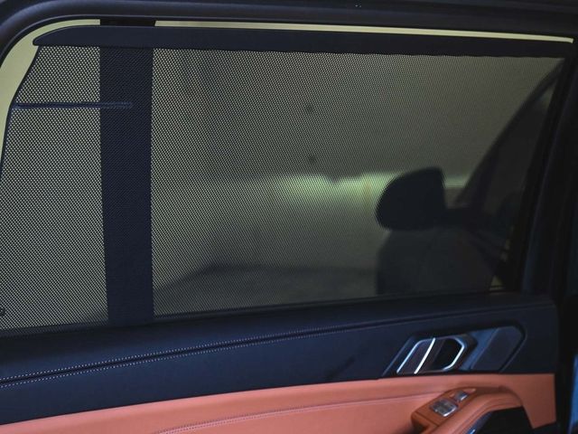 2023 BMW X7 xDrive40i - 22887456 - 11