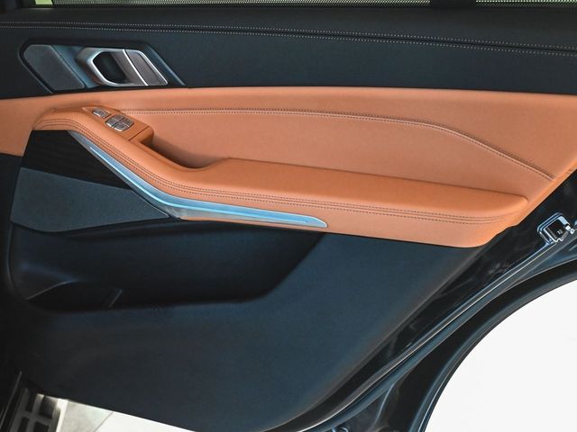 2023 BMW X7 xDrive40i - 22887456 - 14