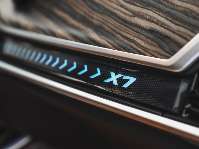 2023 BMW X7 xDrive40i - 22887456 - 44