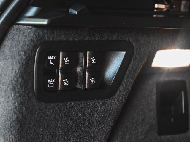 2023 BMW X7 xDrive40i - 22887456 - 49