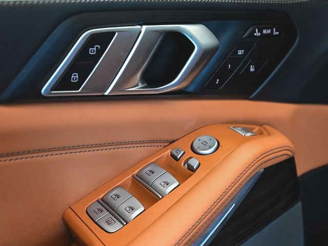 2023 BMW X7 xDrive40i - 22887456 - 8