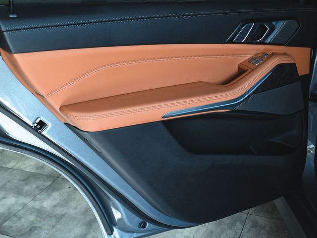 2023 BMW X7 xDrive40i - 22994502 - 14