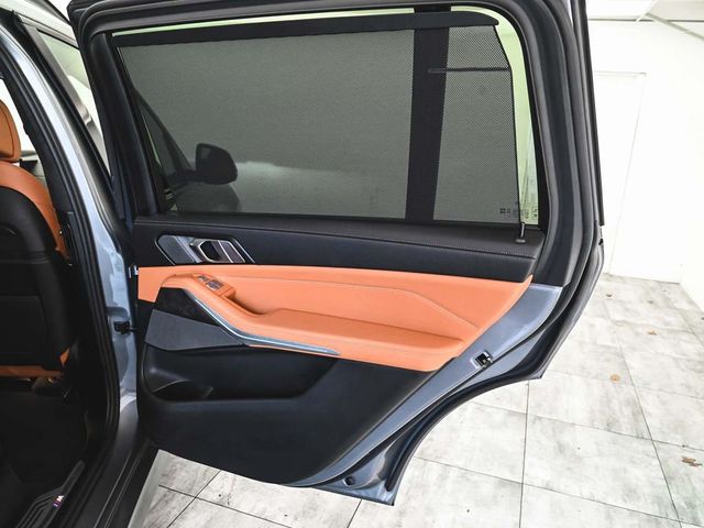 2023 BMW X7 xDrive40i - 22994502 - 15