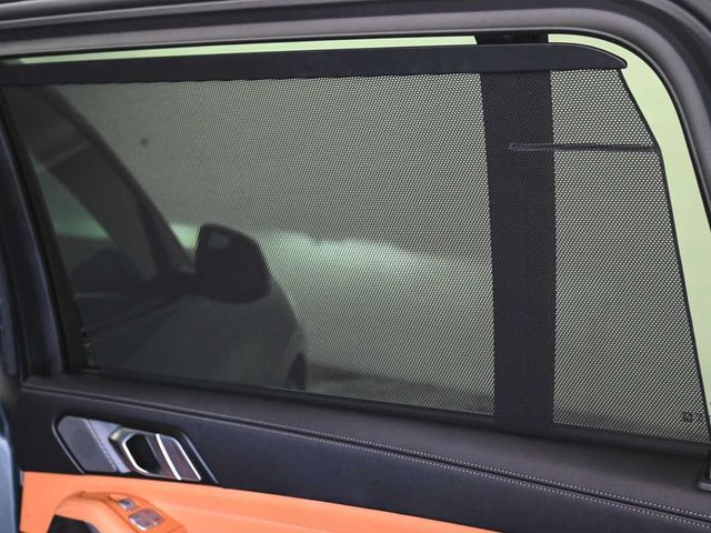 2023 BMW X7 xDrive40i - 22994502 - 16