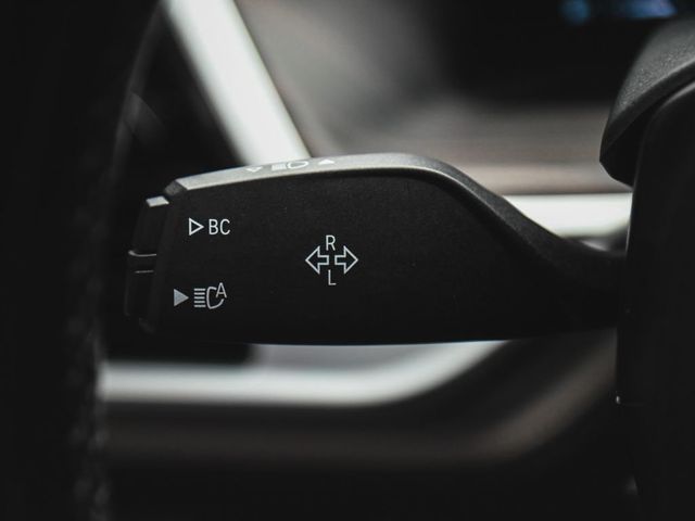 2023 BMW X7 xDrive40i - 22996626 - 27