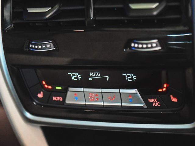 2023 BMW X7 xDrive40i - 22996626 - 37