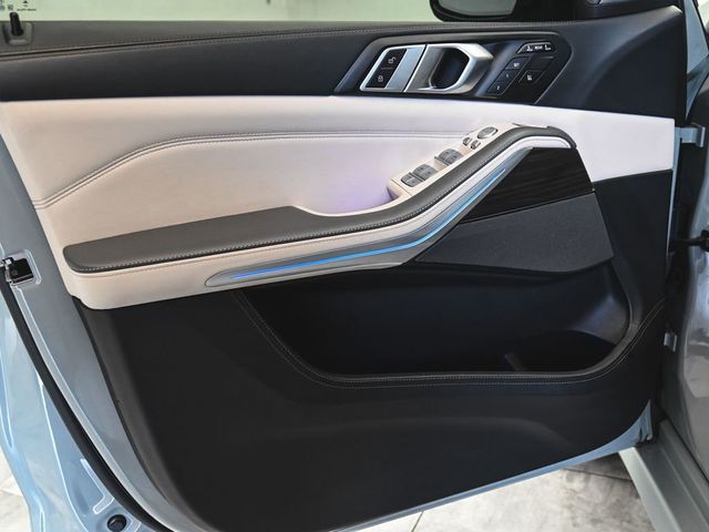 2023 BMW X7 xDrive40i - 22996626 - 7