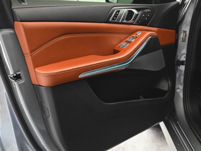2023 BMW X7 xDrive40i - 23044054 - 7