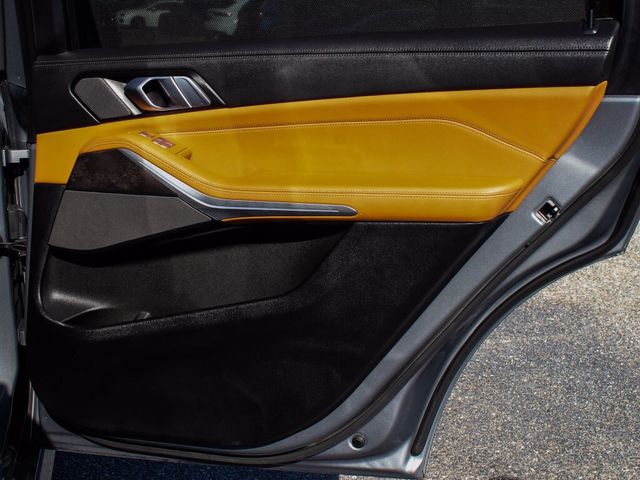 2023 BMW X7 xDrive40i - 23093765 - 11