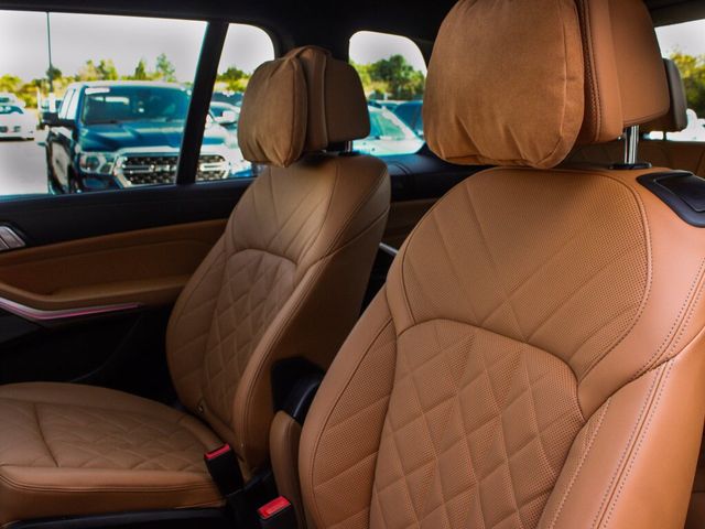 2023 BMW X7 xDrive40i - 23093765 - 33