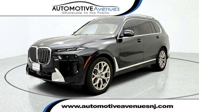 2023 BMW X7