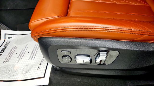 2023 BMW X7 xDrive40i SAV w/ Premium Pkg, Merino Leather & Park Assist Pkg - 23079087 - 12