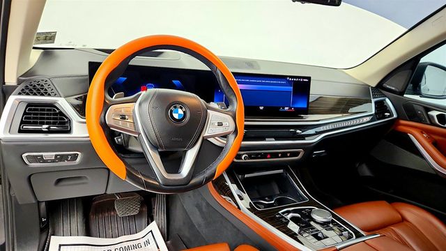 2023 BMW X7 xDrive40i SAV w/ Premium Pkg, Merino Leather & Park Assist Pkg - 23079087 - 13