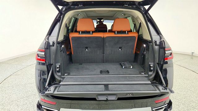 2023 BMW X7 xDrive40i SAV w/ Premium Pkg, Merino Leather & Park Assist Pkg - 23079087 - 22
