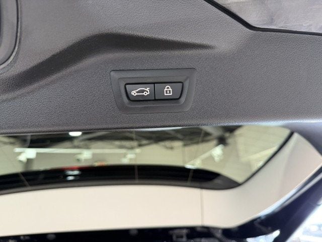 2023 BMW X7 xDrive40i Sports Activity Vehicle - 22919506 - 34