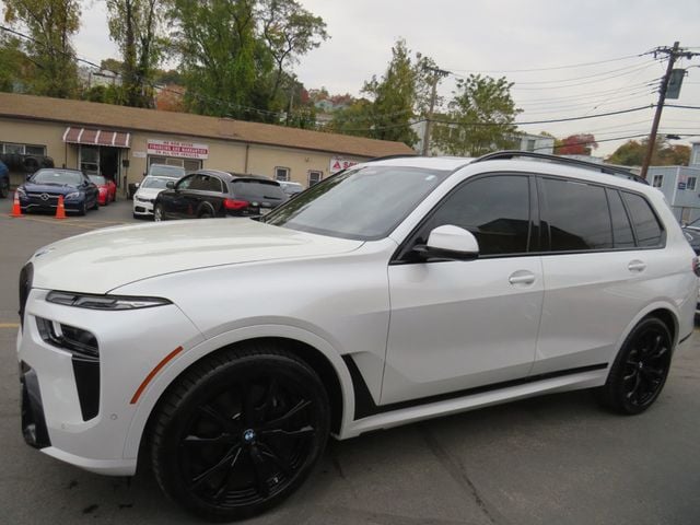 2023 BMW X7 xDrive40i Sports Activity Vehicle - 22917140 - 7