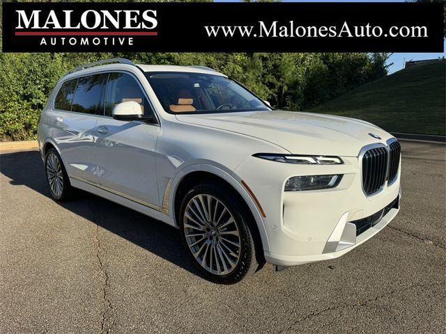 2023 BMW X7