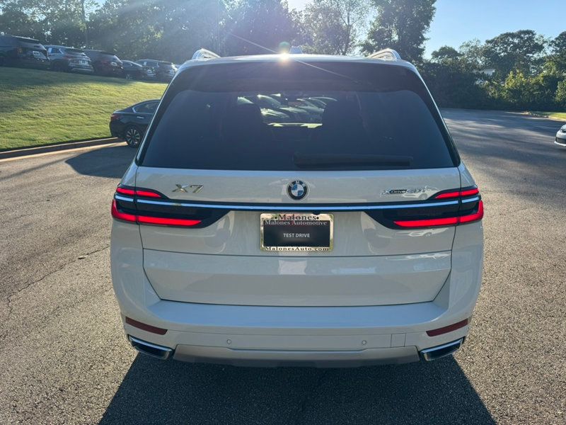 2023 Bmw X7 xDrive40i photo 6