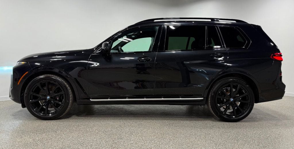 2023 BMW X7 xDrive40i Sports Activity Vehicle - 22982900 - 19