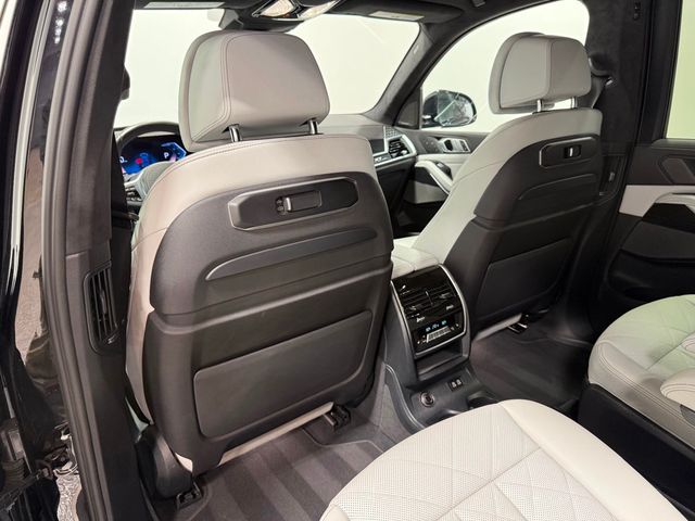 2023 BMW X7 xDrive40i Sports Activity Vehicle - 22982900 - 34