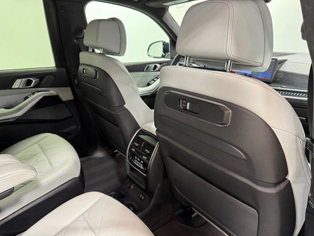 2023 BMW X7 xDrive40i Sports Activity Vehicle - 22982900 - 37