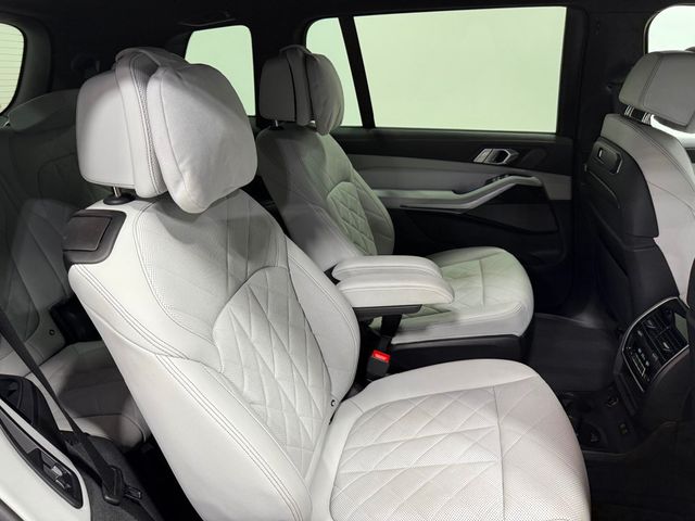2023 BMW X7 xDrive40i Sports Activity Vehicle - 22982900 - 39