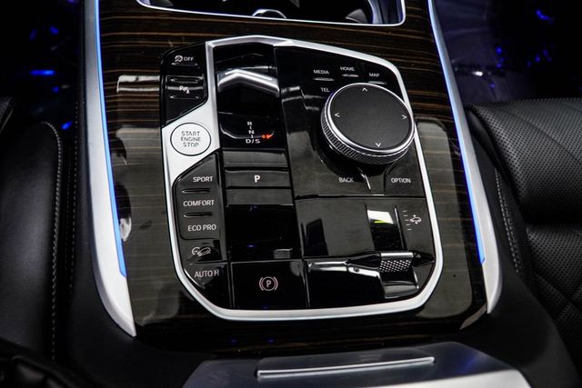2023 BMW X7 xDrive40i Sports Activity Vehicle - 23054525 - 17
