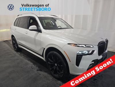2023 BMW X7