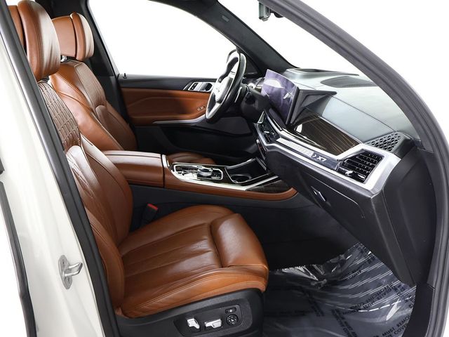 2023 BMW X7 xDrive40i Sports Activity Vehicle - 23035724 - 37