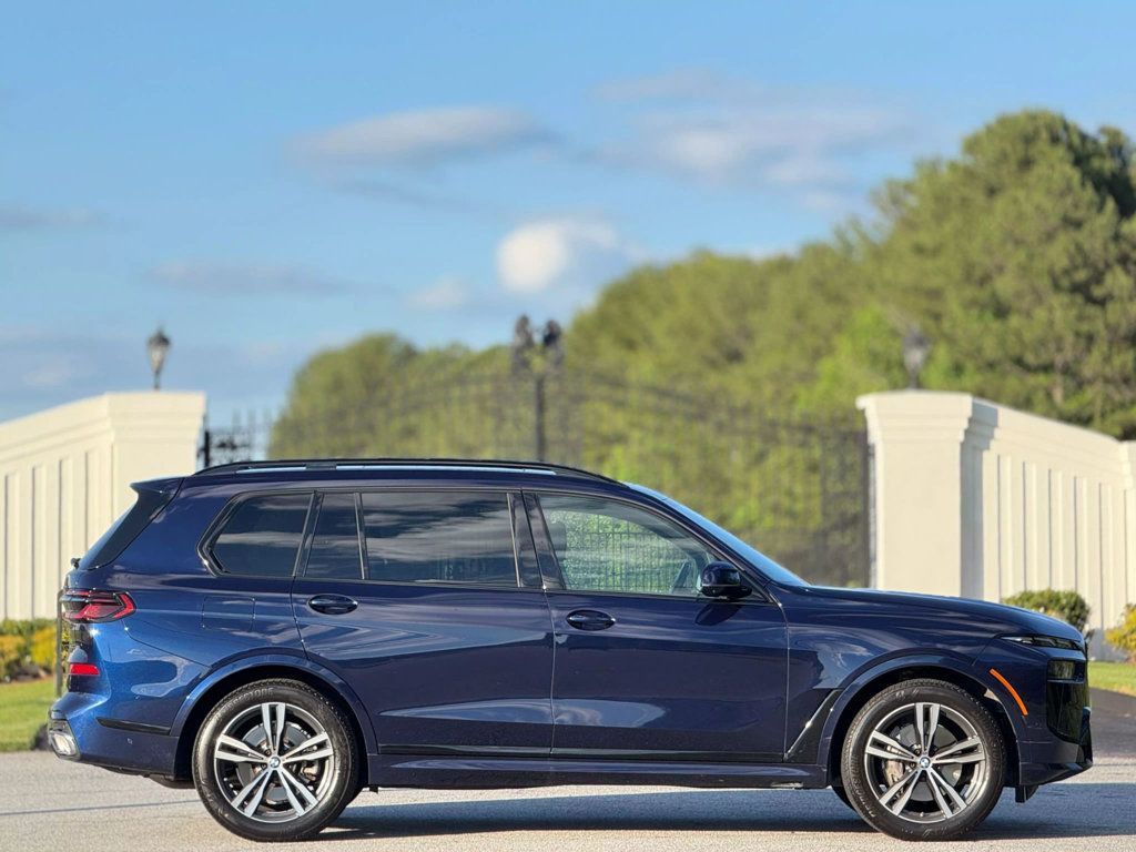 2023 Bmw X7 xDrive40i photo 3