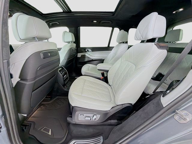 2023 BMW X7 xDrive40i Sports Activity Vehicle - 23025877 - 24