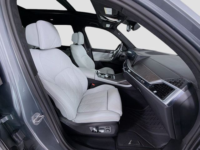 2023 BMW X7 xDrive40i Sports Activity Vehicle - 23025877 - 29